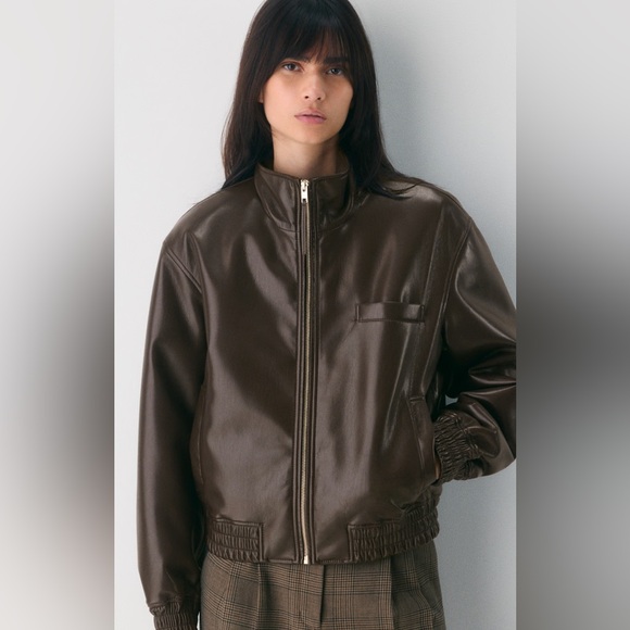 Aritzia Jackets & Blazers - Aritzia Dark Brown Leather Jacket